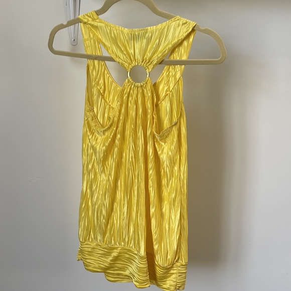 IZ Byer California yellow summer top, size small. Excellent condition! - Picture 2 of 3